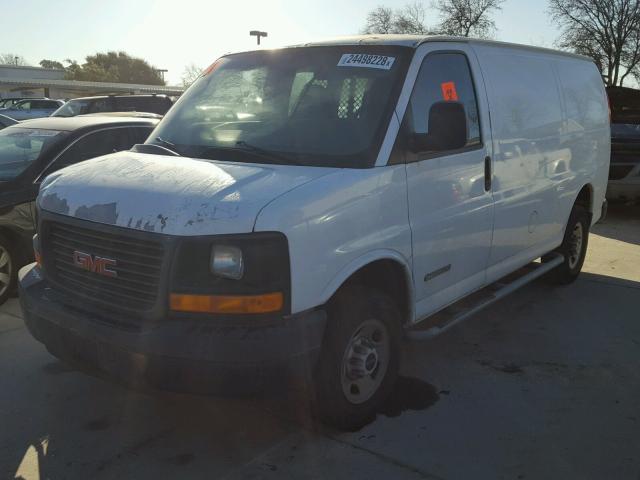 1GTGG25V051901087 - 2005 GMC SAVANA G25 WHITE photo 2