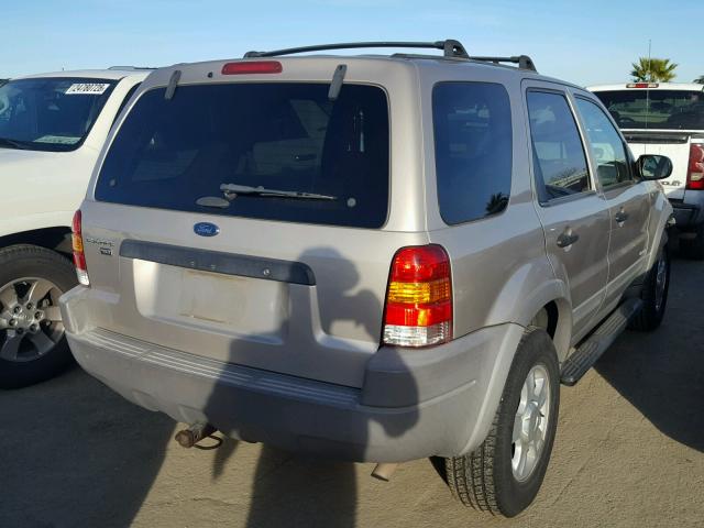 1FMCU04151KE78761 - 2001 FORD ESCAPE GRAY photo 4