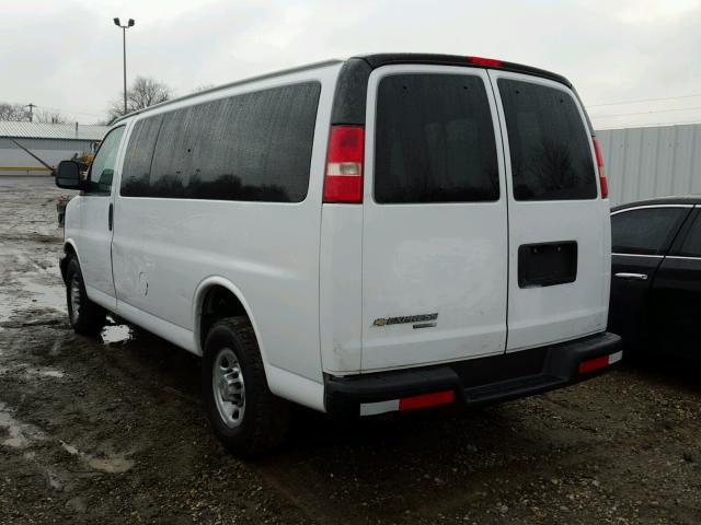 1GNZGXFA6E1163370 - 2014 CHEVROLET EXPRESS G3 WHITE photo 3