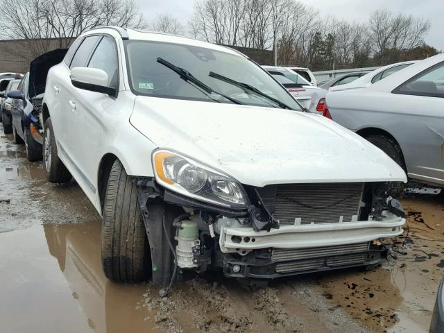 YV449MRK6G2871869 - 2016 VOLVO XC60 T6 WHITE photo 1