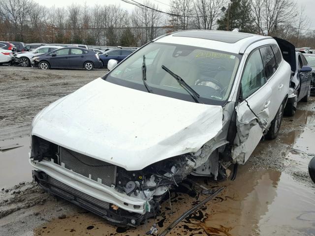 YV449MRK6G2871869 - 2016 VOLVO XC60 T6 WHITE photo 2