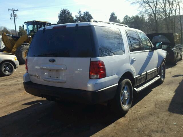 1FMFU16536LA26280 - 2006 FORD EXPEDITION WHITE photo 4