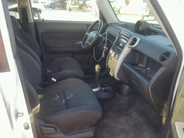 JTLKT324354024119 - 2005 TOYOTA SCION XB Ağ foto 5