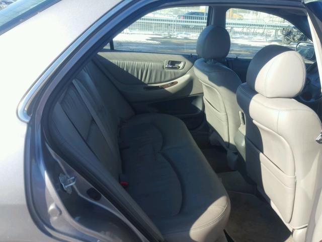 1HGCG1651YA089828 - 2000 HONDA ACCORD EX GRAY photo 6