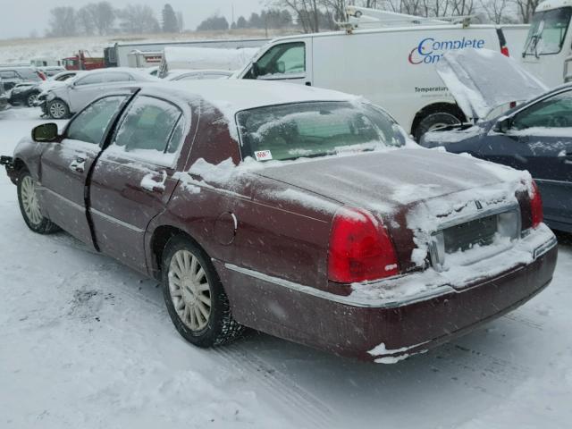 1LNHM82W63Y636205 - 2003 LINCOLN TOWN CAR S BURGUNDY photo 3