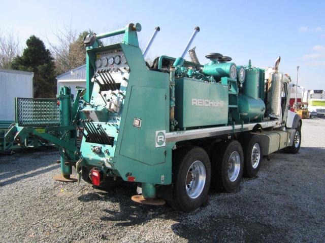 1M2AX07CX9M004915 - 2009 MACK 700 GU700 WHITE photo 4