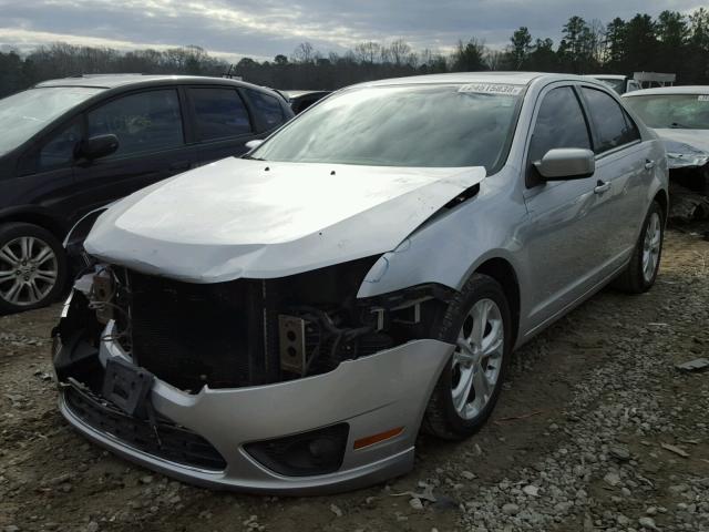 3FAHP0HA4CR184140 - 2012 FORD FUSION SE SILVER photo 2