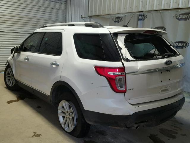 1FMHK7D9XCGA43279 - 2012 FORD EXPLORER X WHITE photo 3