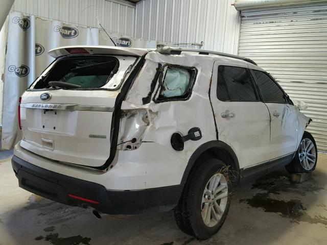 1FMHK7D9XCGA43279 - 2012 FORD EXPLORER X WHITE photo 4