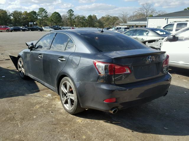 JTHBF5C24B5148402 - 2011 LEXUS IS 250 GRAY photo 3