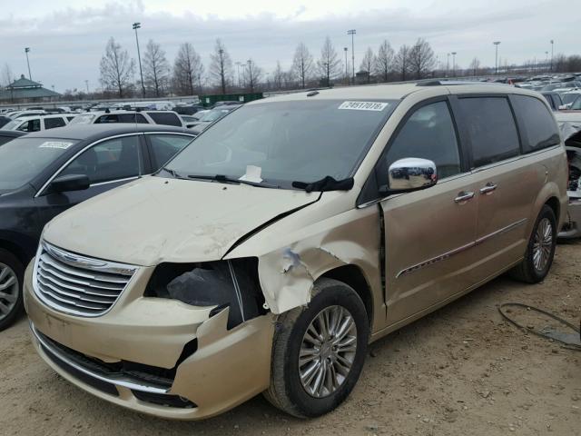 2A4RR6DG1BR637151 - 2011 CHRYSLER TOWN & COU GOLD photo 2