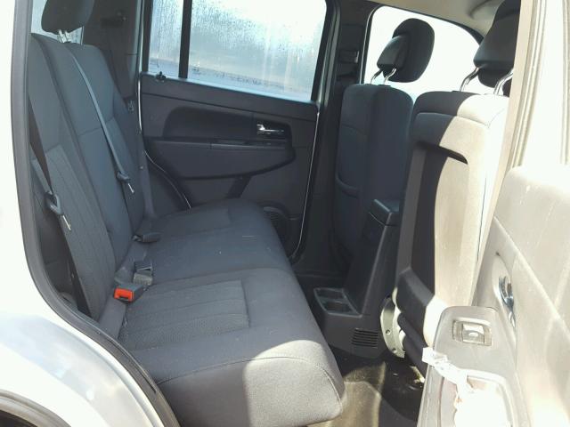 1C4PJMAKXCW142909 - 2012 JEEP LIBERTY SP SILVER photo 6