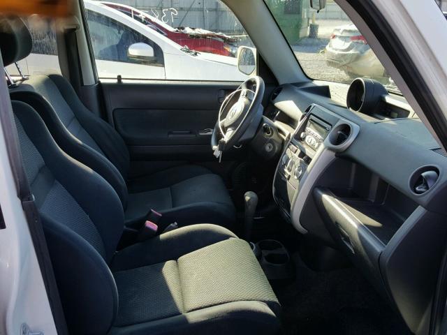 JTLKT324064127872 - 2006 TOYOTA SCION XB 白色 照片 5
