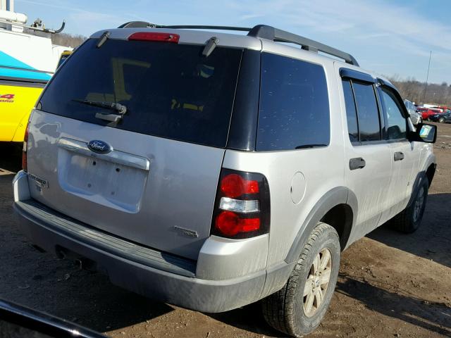 1FMEU73E06UA98180 - 2006 FORD EXPLORER X SILVER photo 4