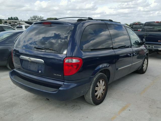 2C4GP54L04R605224 - 2004 CHRYSLER TOWN & COU BLUE photo 4