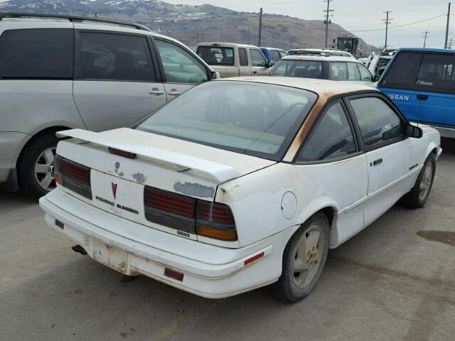 1G2JB14T5P7537672 - 1993 PONTIAC SUNBIRD SE WHITE photo 4