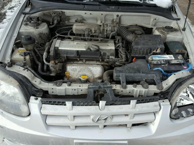 KMHCG45C94U503278 - 2004 HYUNDAI ACCENT GL SILVER photo 7