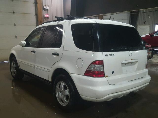 4JGAB54E12A354149 - 2002 MERCEDES-BENZ ML 320 WHITE photo 3