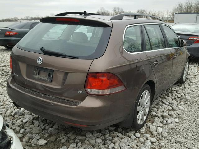 3VWPL7AJXEM628008 - 2014 VOLKSWAGEN JETTA TDI BROWN photo 4