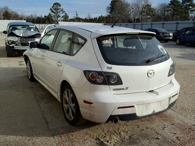 JM1BK343181850363 - 2008 MAZDA 3 HATCHBAC WHITE photo 3