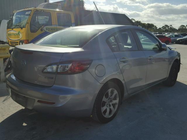 JM1BL1U78D1807637 - 2013 MAZDA 3 I GRAY photo 4