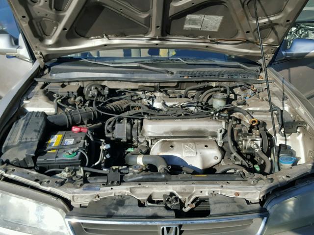 1HGCD5639TA222083 - 1996 HONDA ACCORD LX SILVER photo 7