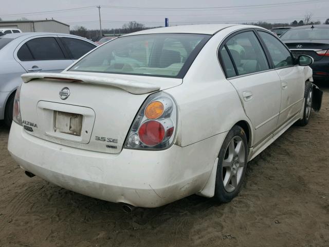 1N4BL11D14C167405 - 2004 NISSAN ALTIMA SE WHITE photo 4