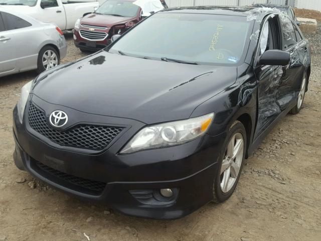 4T1BF3EK0BU674529 - 2011 TOYOTA CAMRY BASE BLACK photo 2