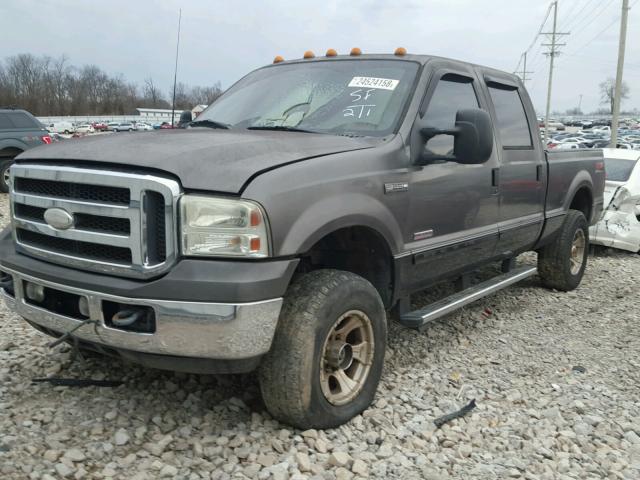 1FTNW21F12EB91789 - 2002 FORD F250 SUPER GRAY photo 2