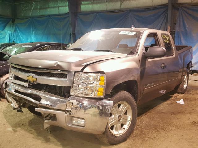 1GCRKSE72CZ268602 - 2012 CHEVROLET SILVERADO SILVER photo 2