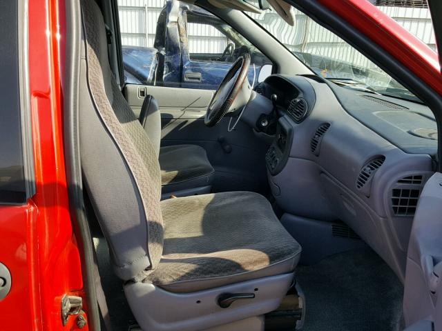 2B4FP25B8XR369438 - 1999 DODGE CARAVAN RED photo 5