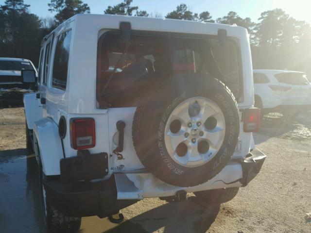 1C4BJWEG8FL558717 - 2015 JEEP WRANGLER U WHITE photo 9