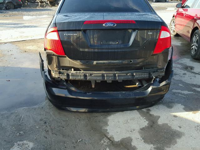 3FAHP0HA1AR301041 - 2010 FORD FUSION SE BLACK photo 9