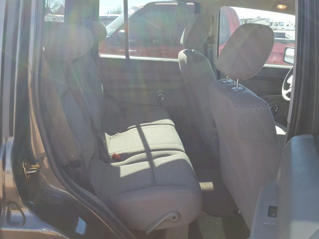 1J8HH48N26C221943 - 2006 JEEP COMMANDER CHARCOAL photo 6