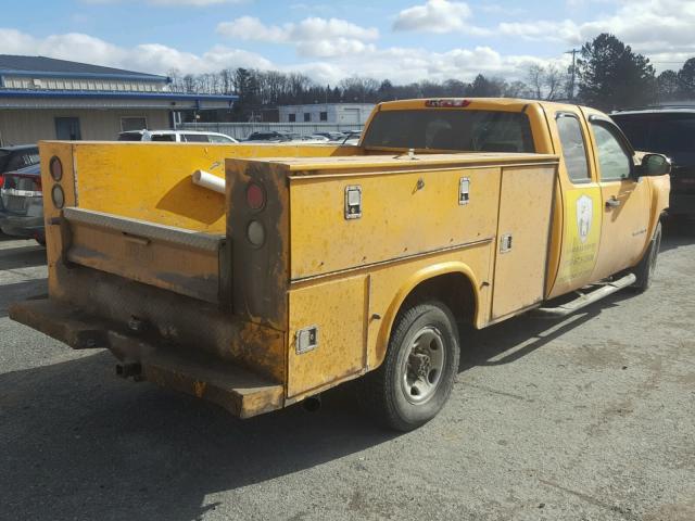 1GBHC29K97E572924 - 2007 CHEVROLET SILVERADO YELLOW photo 4