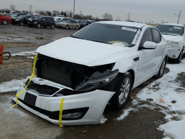 5XXGM4A76DG182328 - 2013 KIA OPTIMA LX WHITE photo 2