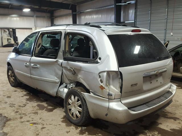 2A4GP54L26R927084 - 2006 CHRYSLER TOWN & COU SILVER photo 3