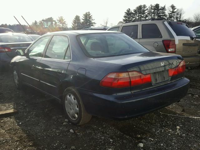 1HGCG6656YA126806 - 2000 HONDA ACCORD LX BLUE photo 3