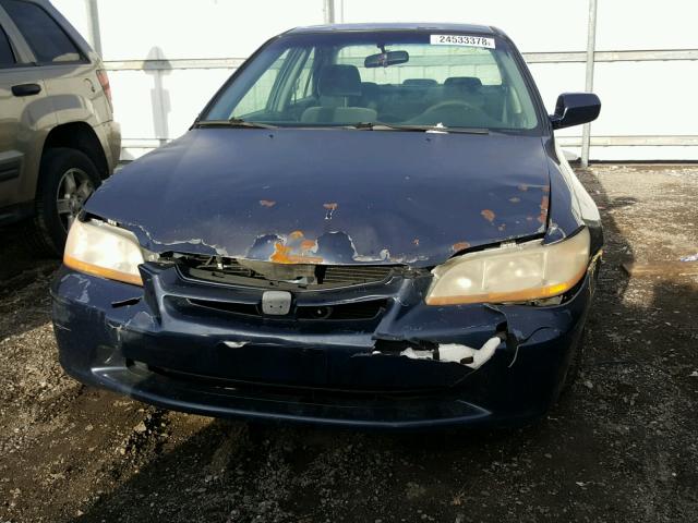 1HGCG6656YA126806 - 2000 HONDA ACCORD LX BLUE photo 9