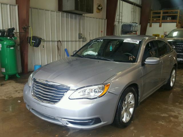 1C3CCBAB3DN670381 - 2013 CHRYSLER 200 LX SILVER photo 2