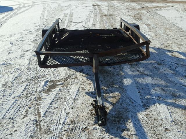 4YMUL06183M010520 - 2003 CARR TRAILER BLACK photo 2