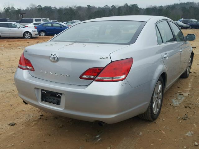 4T1BK36B07U234361 - 2007 TOYOTA AVALON XL SILVER photo 4