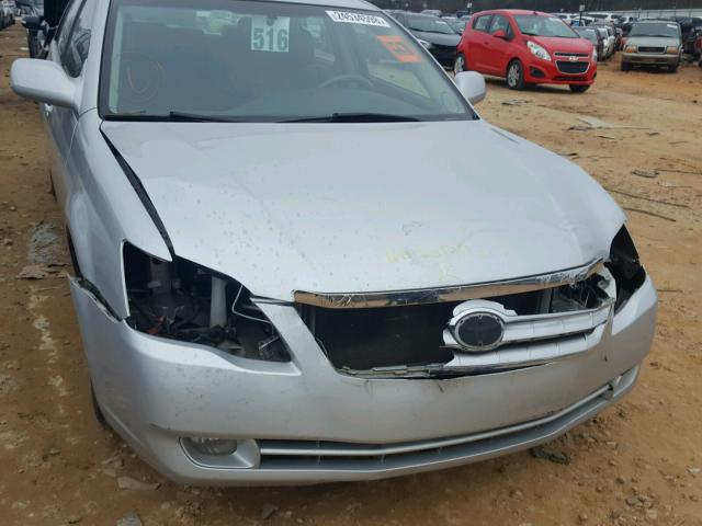 4T1BK36B07U234361 - 2007 TOYOTA AVALON XL SILVER photo 9