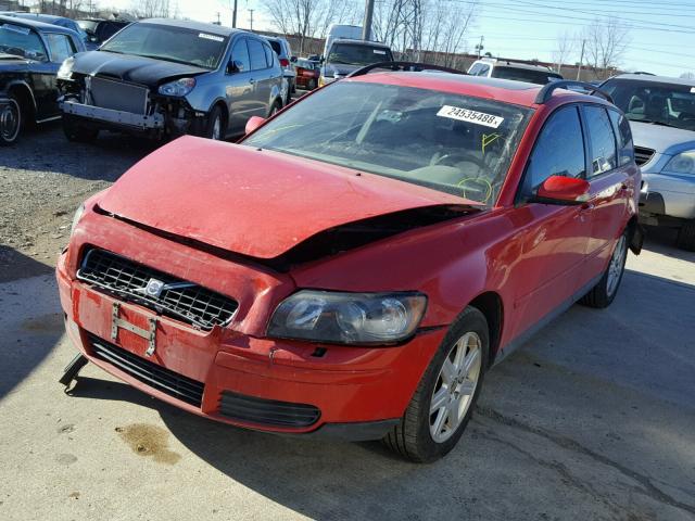 YV1MW382362167368 - 2006 VOLVO V50 2.4I RED photo 2