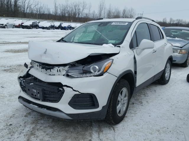 KL7CJLSB6HB171925 - 2017 CHEVROLET TRAX 1LT WHITE photo 2