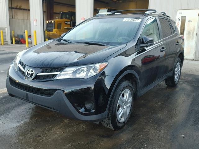 2T3BFREV2FW281626 - 2015 TOYOTA RAV4 LE BLACK photo 2