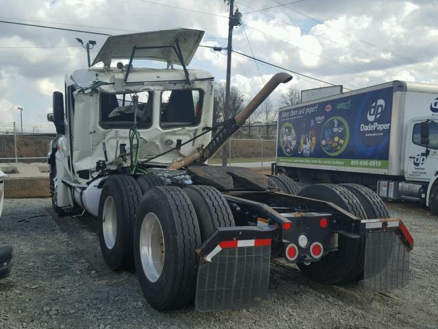 3AKJGED50GSHD8467 - 2016 FREIGHTLINER CASCADIA 1 WHITE photo 3