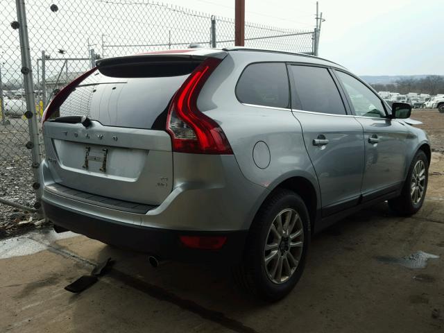 YV4992DZ2A2106812 - 2010 VOLVO XC60 T6 SILVER photo 4