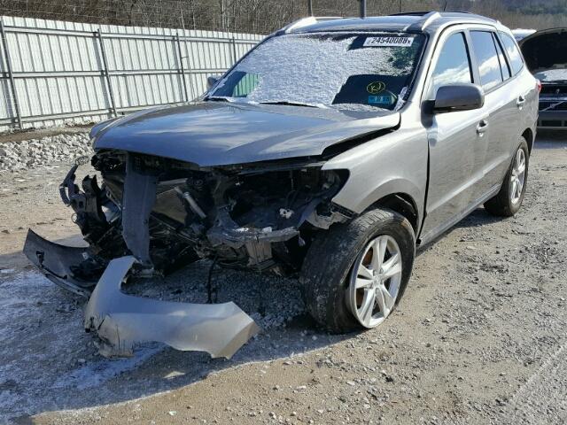 5XYZHDAGXBG074638 - 2011 HYUNDAI SANTA FE S GRAY photo 2