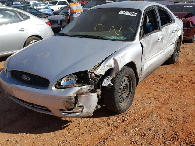 1FAHP53U46A145559 - 2006 FORD TAURUS SE SILVER photo 2